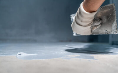 Differenza tra microcemento e resina: quale scegliere per pavimenti e rivestimenti